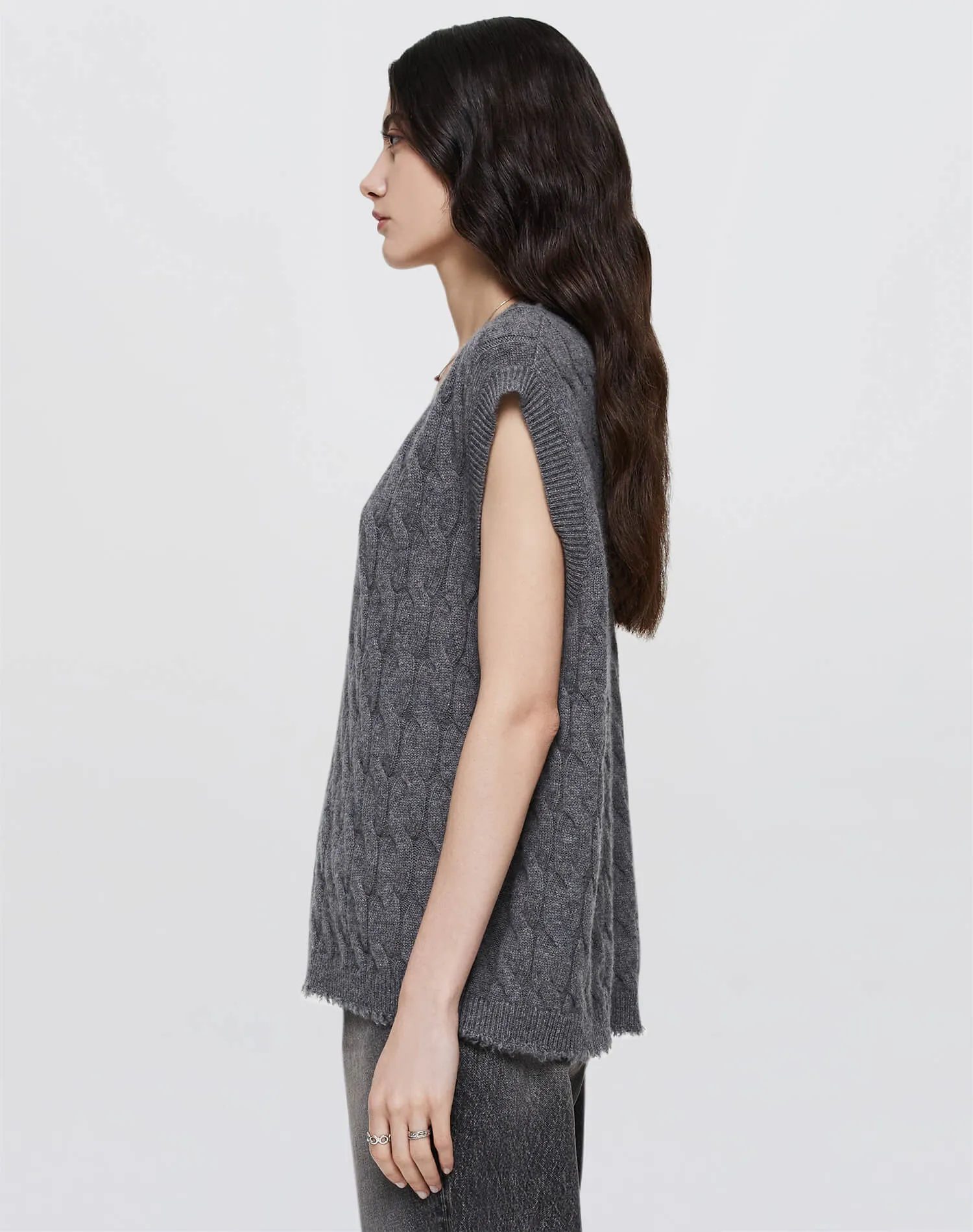 Cashmere Cable Vest - Grey Heather