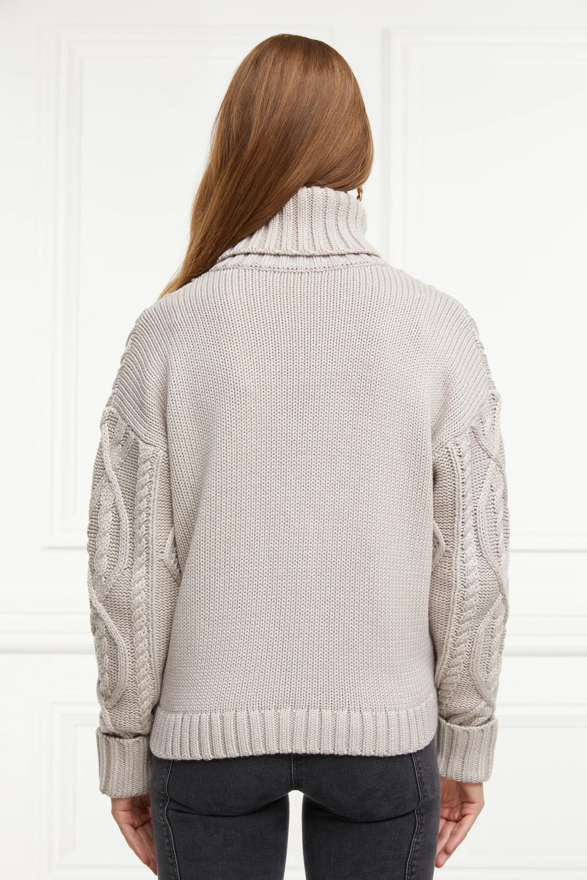 Holland Cooper Noveli Cable Knit in Taupe